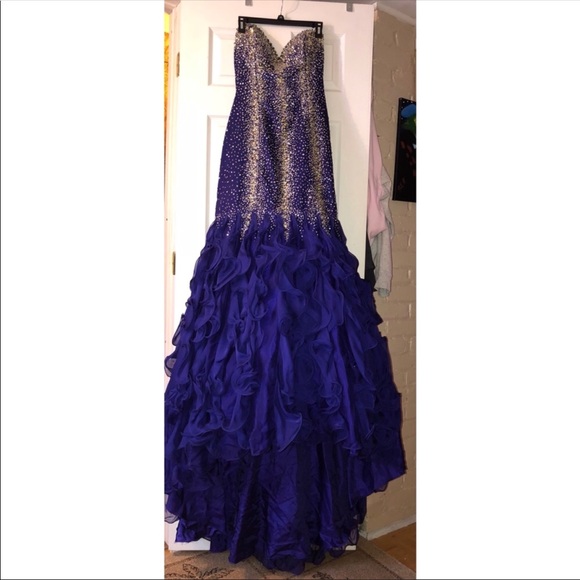 Elegant Mermaid Style Prom Dress💜 - Picture 4 of 8